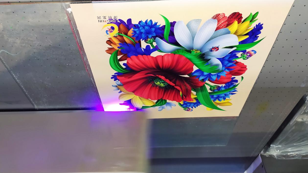 uv打印機(jī),uv平板打印機(jī),萬能打印機(jī),uv彩印機(jī),uv打印機(jī)廠家,龍潤